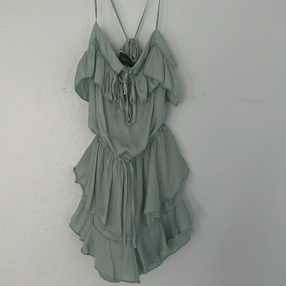 Animari Ruffle Romper - Picture 2 of 5